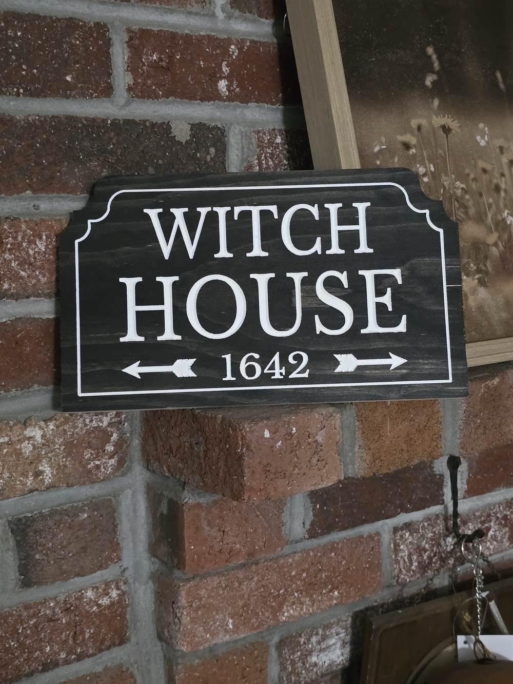 Witch House 1642 Salem Mass Sigh